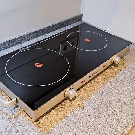 Lovely Fully Equipped Near Subway N1 *